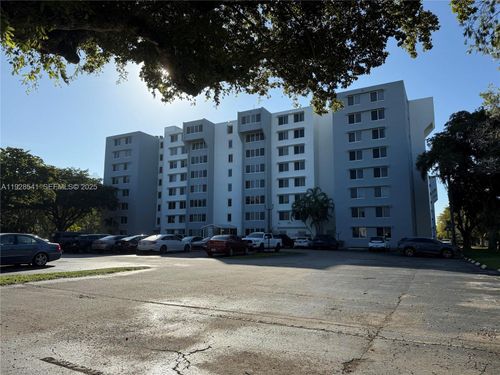 apt-c709-9001 Sw 77th Ave, Miami, FL, 33156-7648 | Card Image