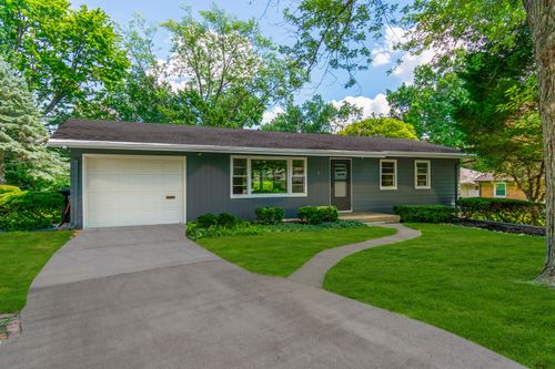 1 Gary Ct, Normal, IL, 61761-2811 | Card Image