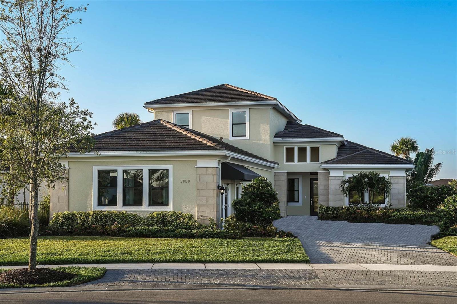 Bernini Pl, Sarasota, FL 34240
