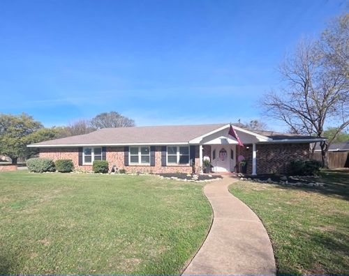 901 Hillandale St, Mexia, TX, 76667-3814 | Card Image