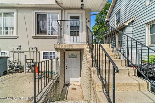 68 South Avenue, Staten Island, NY, 10303 | Card Image