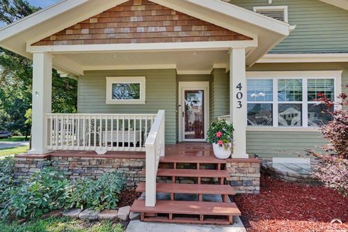 403 Baker St, Baldwin City, KS, 66006-4161 | Card Image