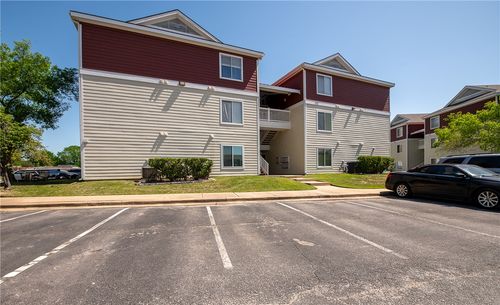 apt-302-525 Southwest Pkwy, College Station, TX, 77840-7140 | Card Image