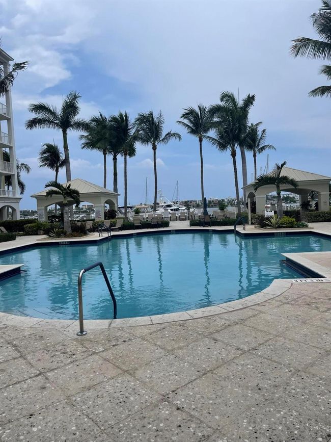 APT-623 - 806 E Windward Way, Condo with 2 bedrooms, 2 bathrooms and null parking in Lantana FL | Image 20