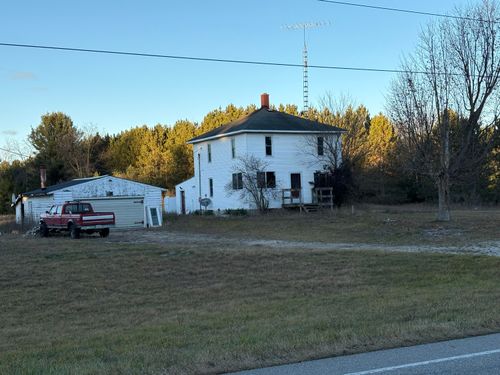 1328 W Sugar Grove Road, Victory Township, MI, 49454 | Card Image