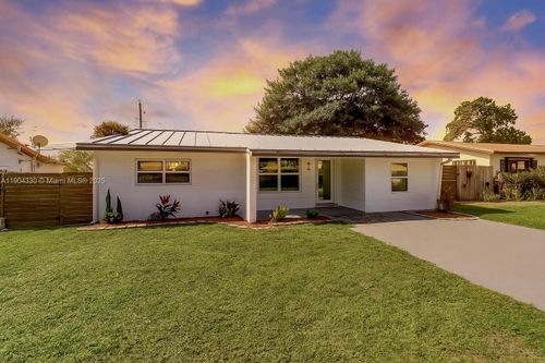 4649 Sw 28th Ave, Fort Lauderdale, FL, 33312-5607 | Card Image