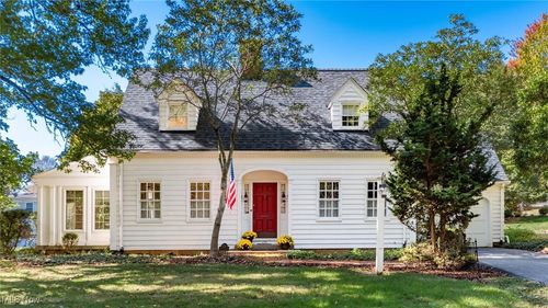 2751 E Ridgewood Cir, Zanesville, OH, 43701-1613 | Card Image