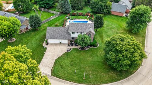 4182 Millstream Rd, Greenwood, IN, 46143-8771 | Card Image