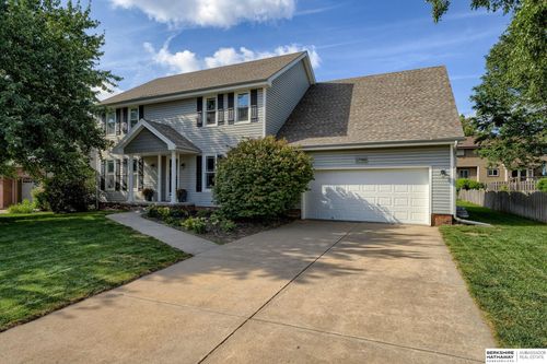 17466 V St, Omaha, NE, 68135-2855 | Card Image