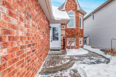 21 Dunsmore Lane, House other with 2 bedrooms, 3 bathrooms and 4 parking in Barrie ON | Image 3