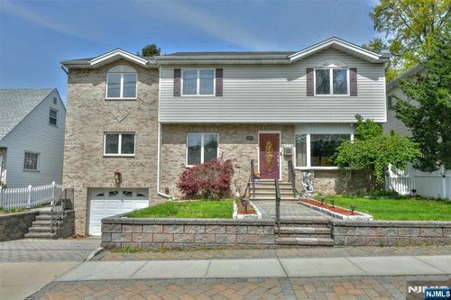 181 Wood Ridge Ave, Wood Ridge, NJ, 07075-1421 | Card Image