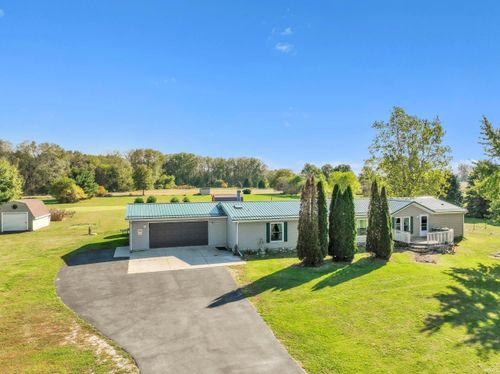 4680 S 1100 W, Hudson, IN, 46747-9645 | Card Image