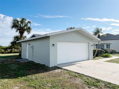 71 Annapolis Lane, House other with 3 bedrooms, 2 bathrooms and null parking in Rotonda West FL | Image 2