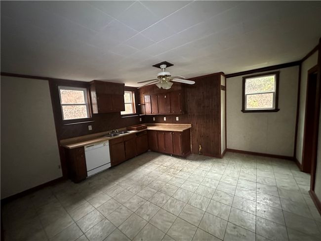 348 3 Rd St, House other with 3 bedrooms, 1 bathrooms and null parking in Webster PA | Image 10