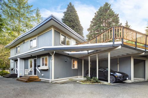 8 Glenmore Dr, West Vancouver, BC, V7S1A4 | Card Image