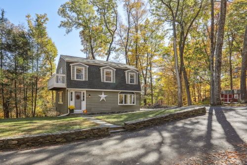 1 Circle Drive, Sherman, CT, 06784 | Card Image