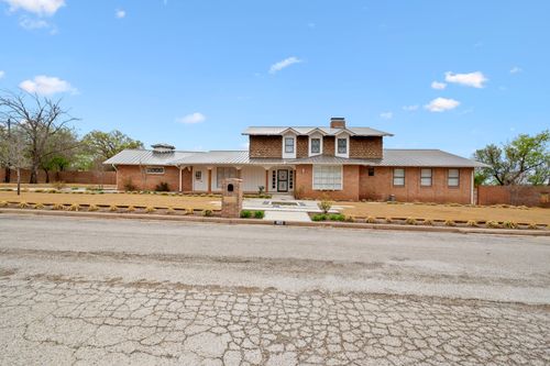 803 Lakeview Dr, Mineral Wells, TX, 76067-3444 | Card Image