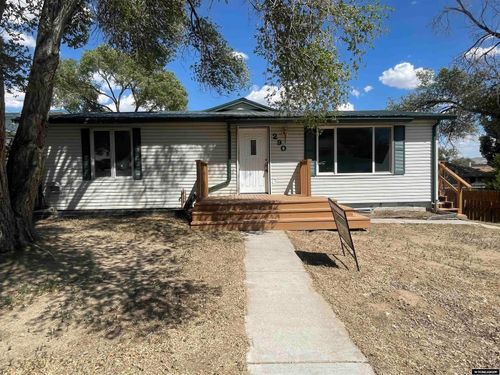 290 Cedar Cedar St, Green River, WY, 82935-4724 | Card Image