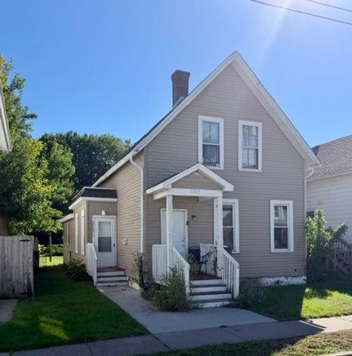 1553 W 17th St, Davenport, IA, 52804-3607 | Card Image