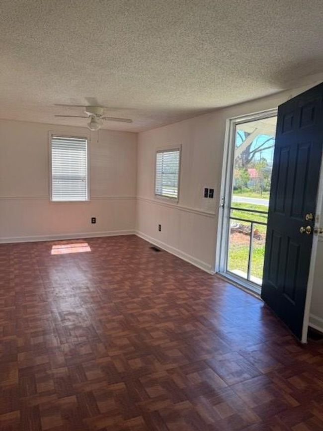 59 Ann St, House other with 2 bedrooms, 1 bathrooms and 2 parking in Homerville GA | Image 6