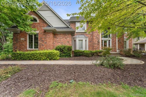 6775 Carlyle Xing, West Bloomfield, MI, 48322-3026 | Card Image