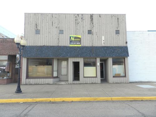 10 W Main St, Hartford, MI, 49057-1005 | Card Image