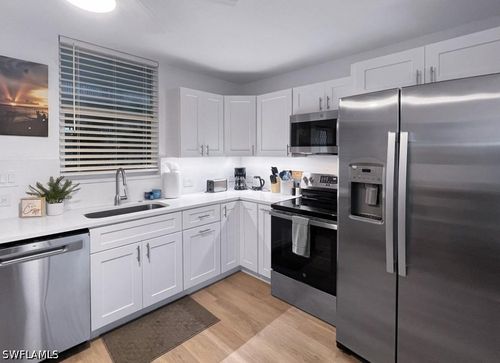 203-5900 Bonita Beach Rd, BONITA SPRINGS, FL, 34134-8954 | Card Image