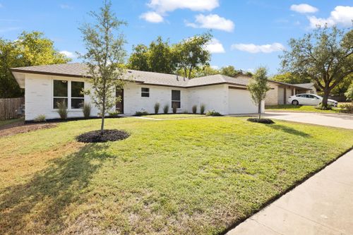 9802 Oak Run Dr, Austin, TX, 78758-5546 | Card Image