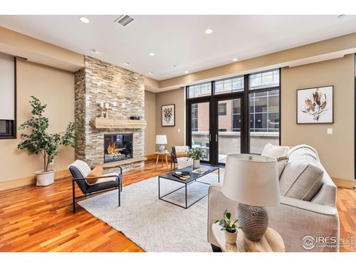 unit-305-1077 Canyon Blvd, Boulder, CO, 80302-5475 | Card Image