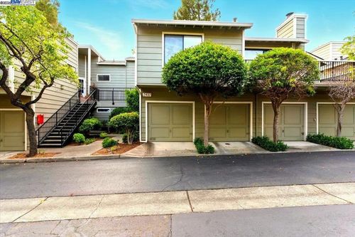 apt-4-2437 Sebastopol Ln, Hayward, CA, 94542-1671 | Card Image
