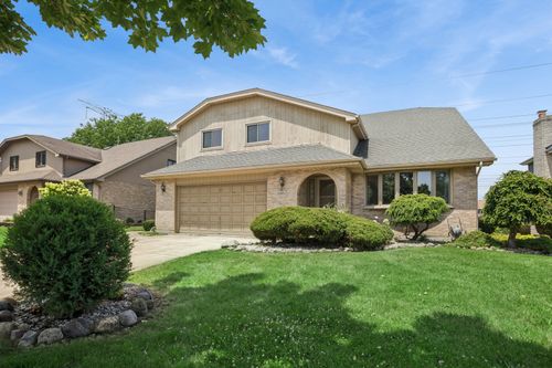 1280 N Aspen Way, Addison, IL, 60101-5726 | Card Image