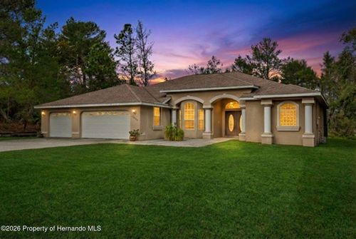 10427 Gypsy Ave, WEEKI WACHEE, FL, 34613-6624 | Card Image