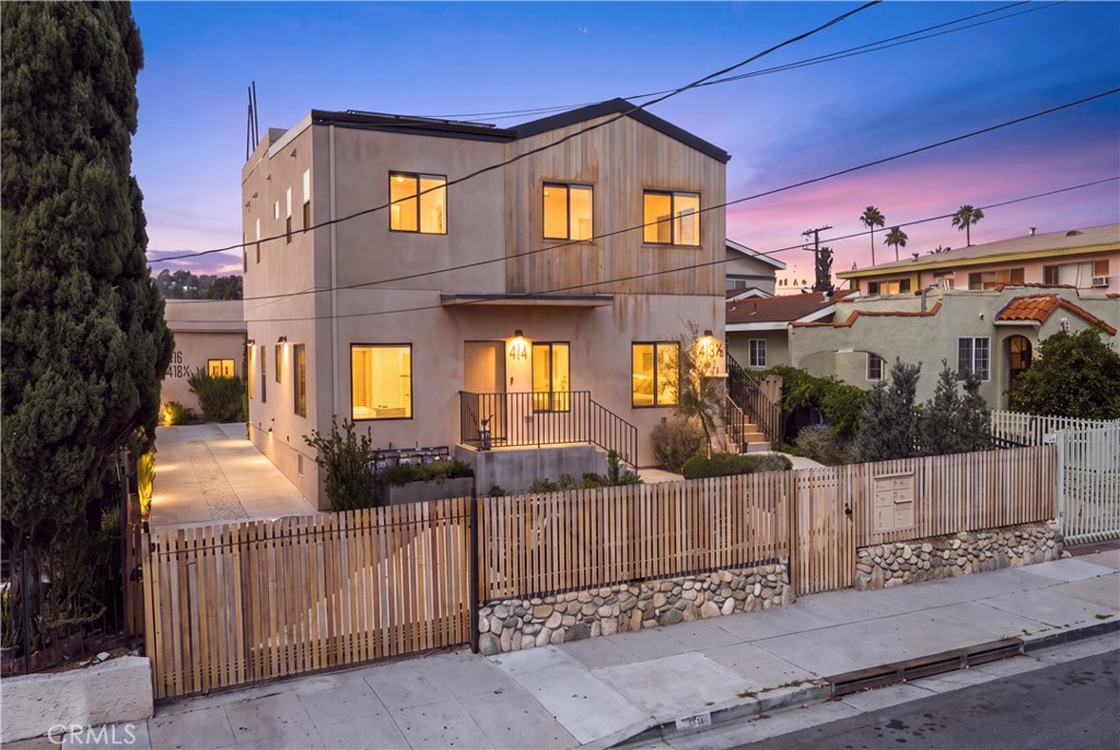 Residential Income in Los Angeles