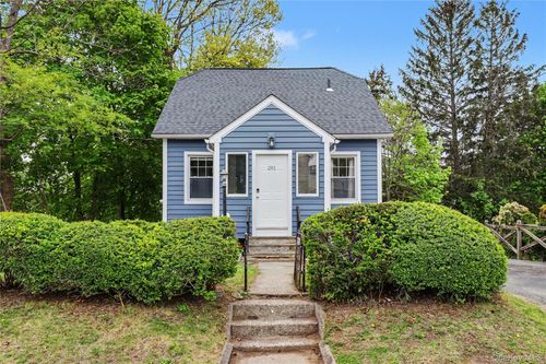 281 Marietta Ave, Hawthorne, NY, 10532-1909 | Card Image