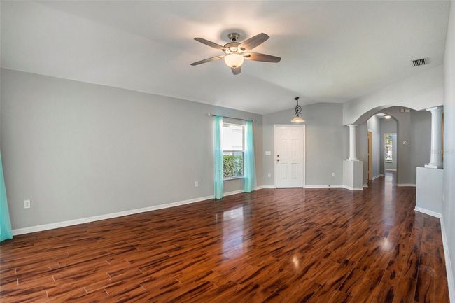 31932 Stillmeadow Drive, House other with 3 bedrooms, 2 bathrooms and null parking in WESLEY CHAPEL FL | Image 5