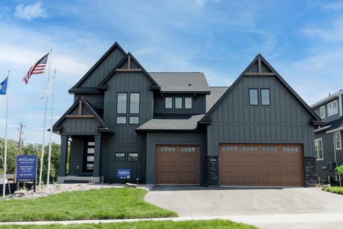 18035 101st Pl N, Maple Grove, MN, 55311-5714 | Card Image
