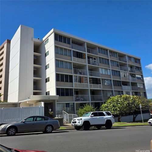 apt-702-1052 Ala Nanu St, Honolulu, HI, 96818-1744 | Card Image