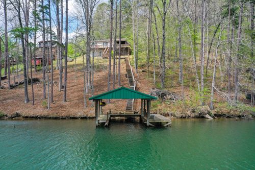 729 Cliffs Edge Rd, East Bernstadt, KY, 40729-6524 | Card Image