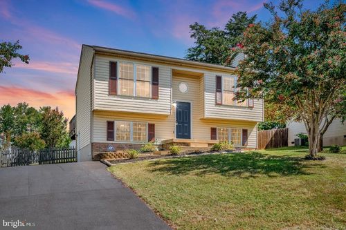 11514 Woodland View Dr, FREDERICKSBURG, VA, 22407-8575 | Card Image