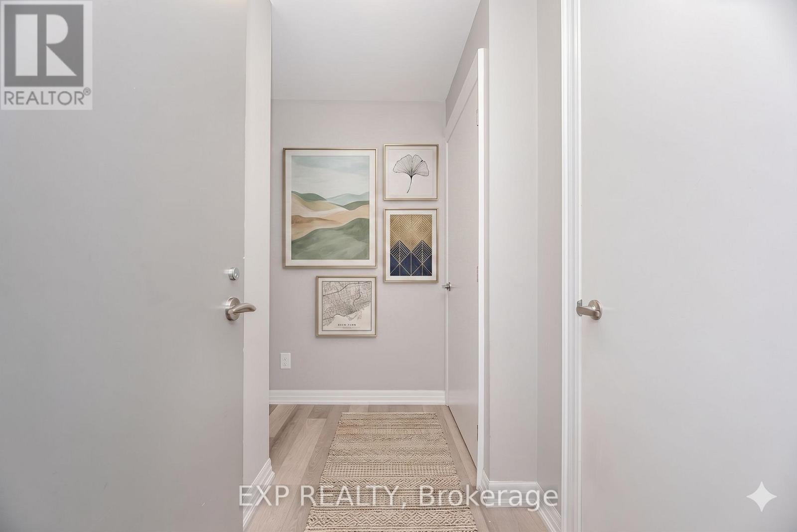 Residential in Barrie (City Centre) 4