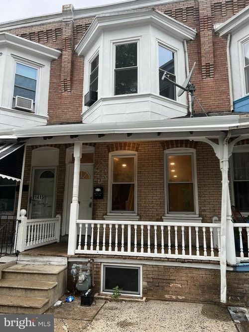1417 Willow St, Norristown, PA, 19401-3329 | Card Image