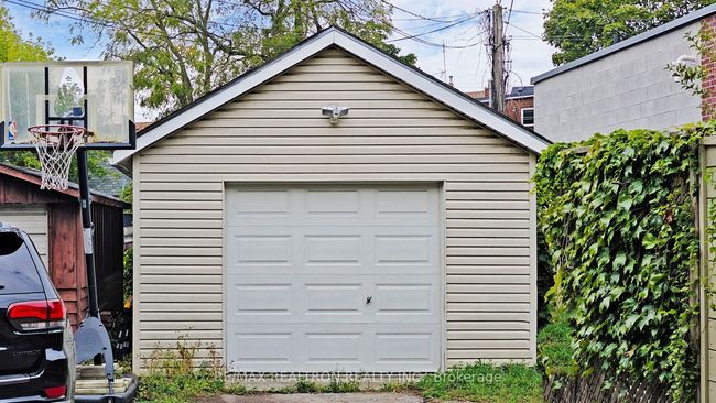 12 Lark St, House attached with 4 bedrooms, 3 bathrooms and 1 parking in Toronto ON | Image 29