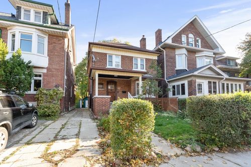 3a-47 Robina Avenue, York, ON, M6C3Y5 | Card Image