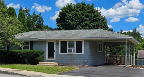 384 Huse Rd, Manchester, NH, 03103-3115 | Card Image