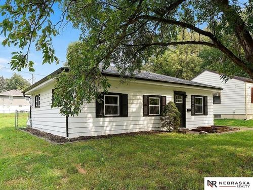 3924 Kansas Ave, Omaha, NE, 68111-1148 | Card Image