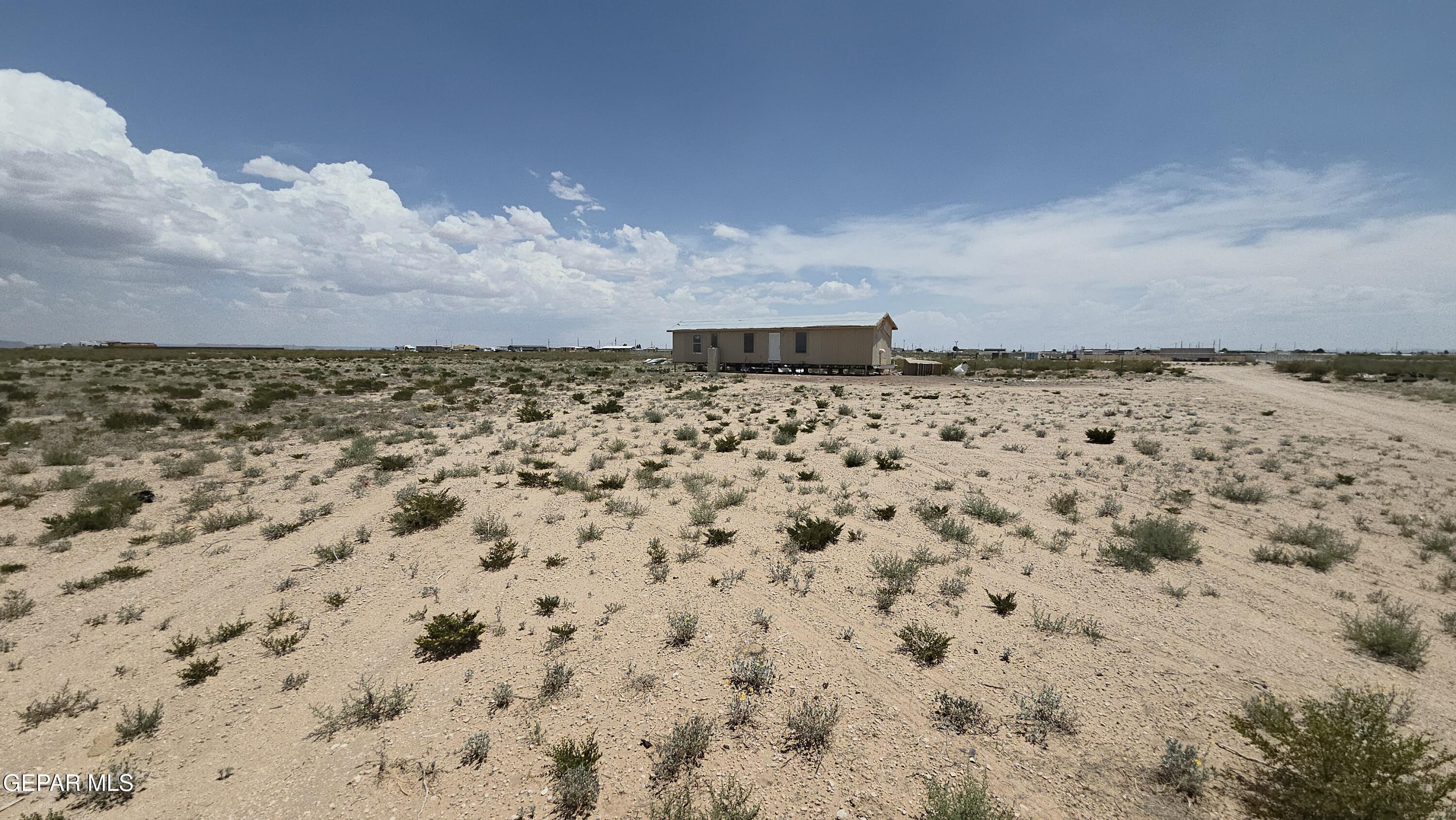 Land in El Paso 2