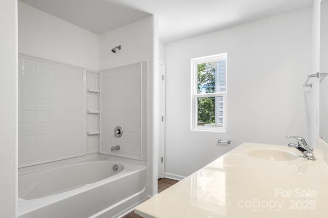 2005 Amos Oaks Ln, House other with 3 bedrooms, 3 bathrooms and null parking in Charlotte NC | Image 30