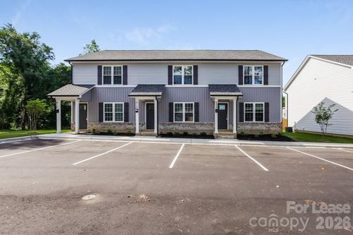 510 Rogers Lake Rd, Kannapolis, NC, 28081-5472 | Card Image