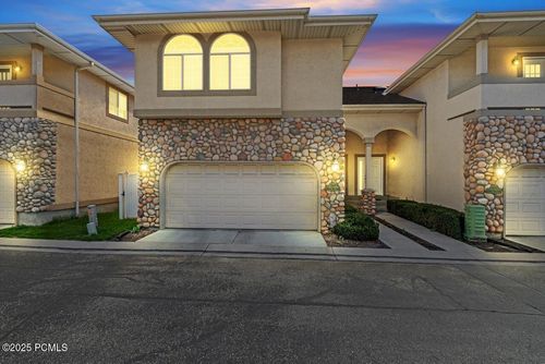 7819 S Spruce Tree Ln, Sandy, UT, 84094-1621 | Card Image