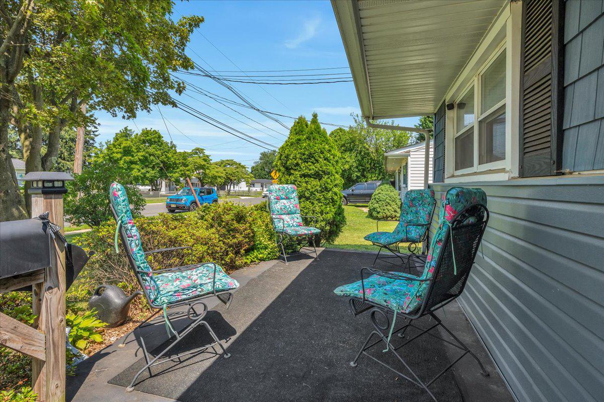 Residential in MAPLE SHADE 3